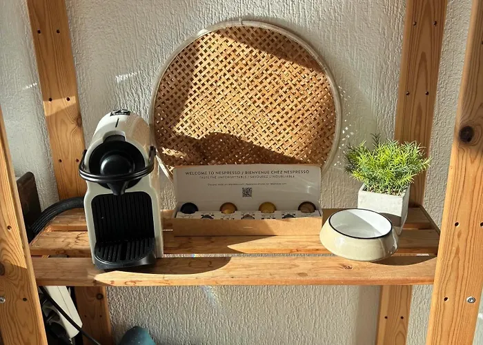 Et Piscine Sur La Grande Lägenhet